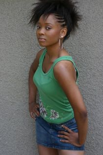 Hot dark queen Eva Berger