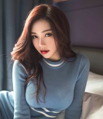 Mature lady showing her
